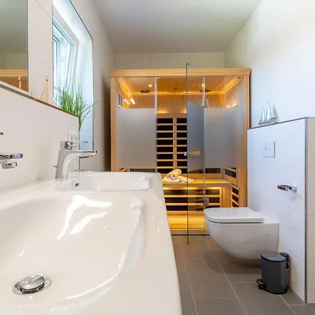 Apartment Backbord Penthouse